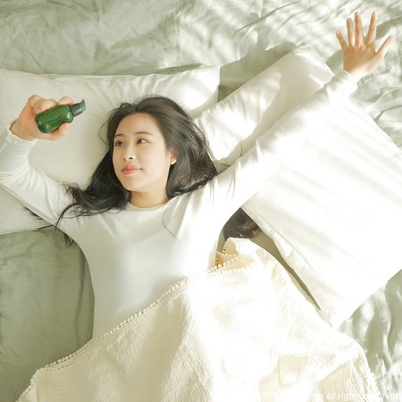 韩妞私藏2招innisfree绿茶籽精华神用法保湿效果好