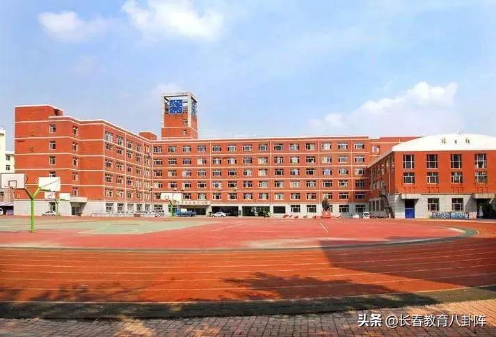 去一类高中普通班还是二类重点班,去一类初中还是顶尖初中