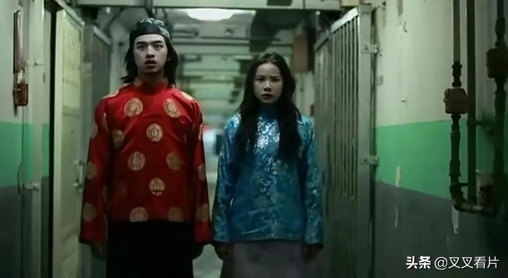 《鬼片逃生大全》:4招教你搞定《咒怨》《山村老尸》里的恶鬼