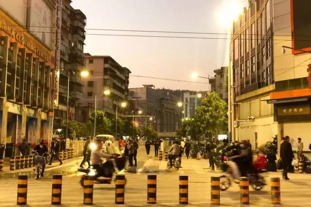 沙河创业前景,沙河服装批发创业前景