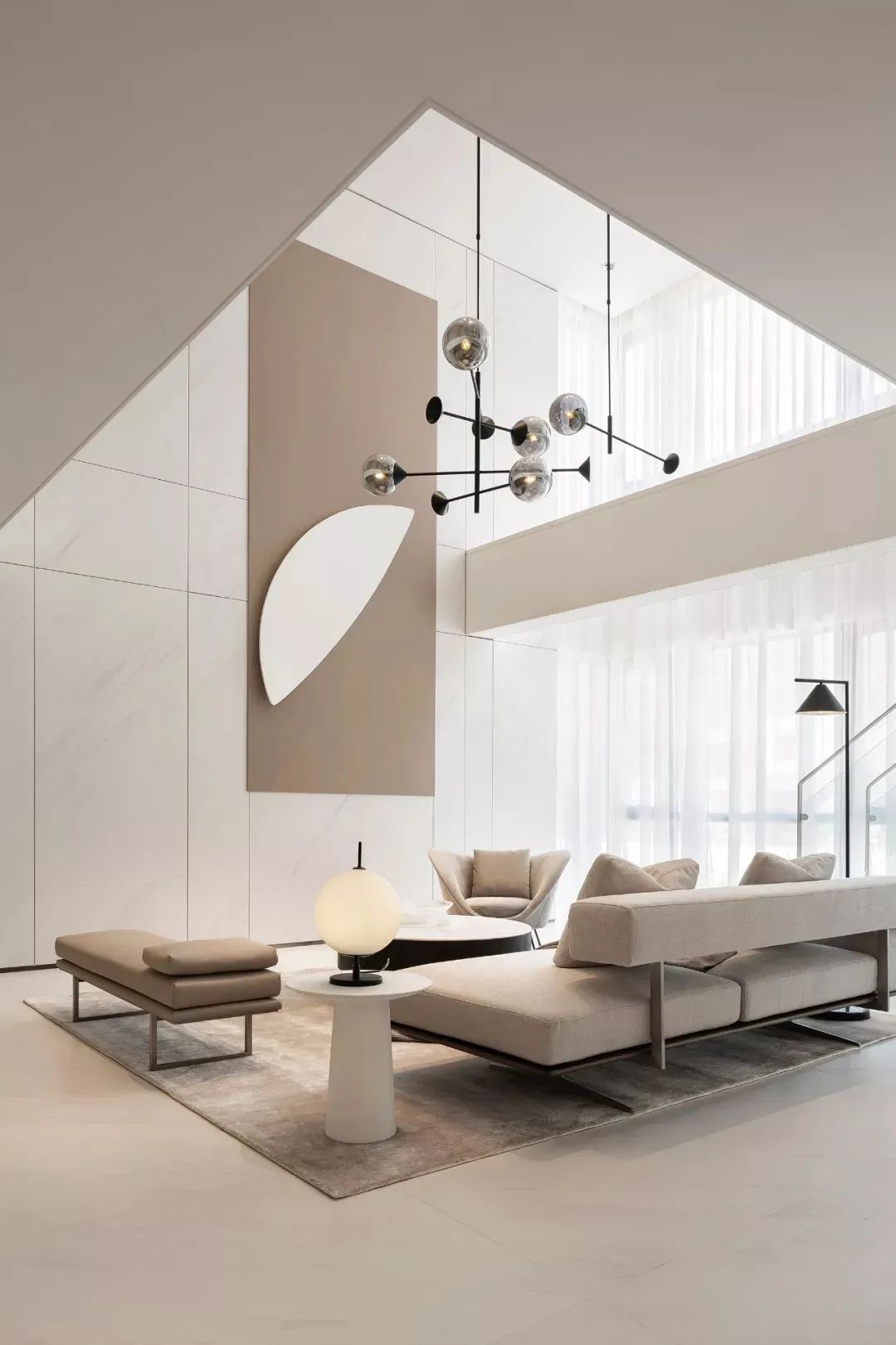 极简小户型装修25方复式,极简风格小复式