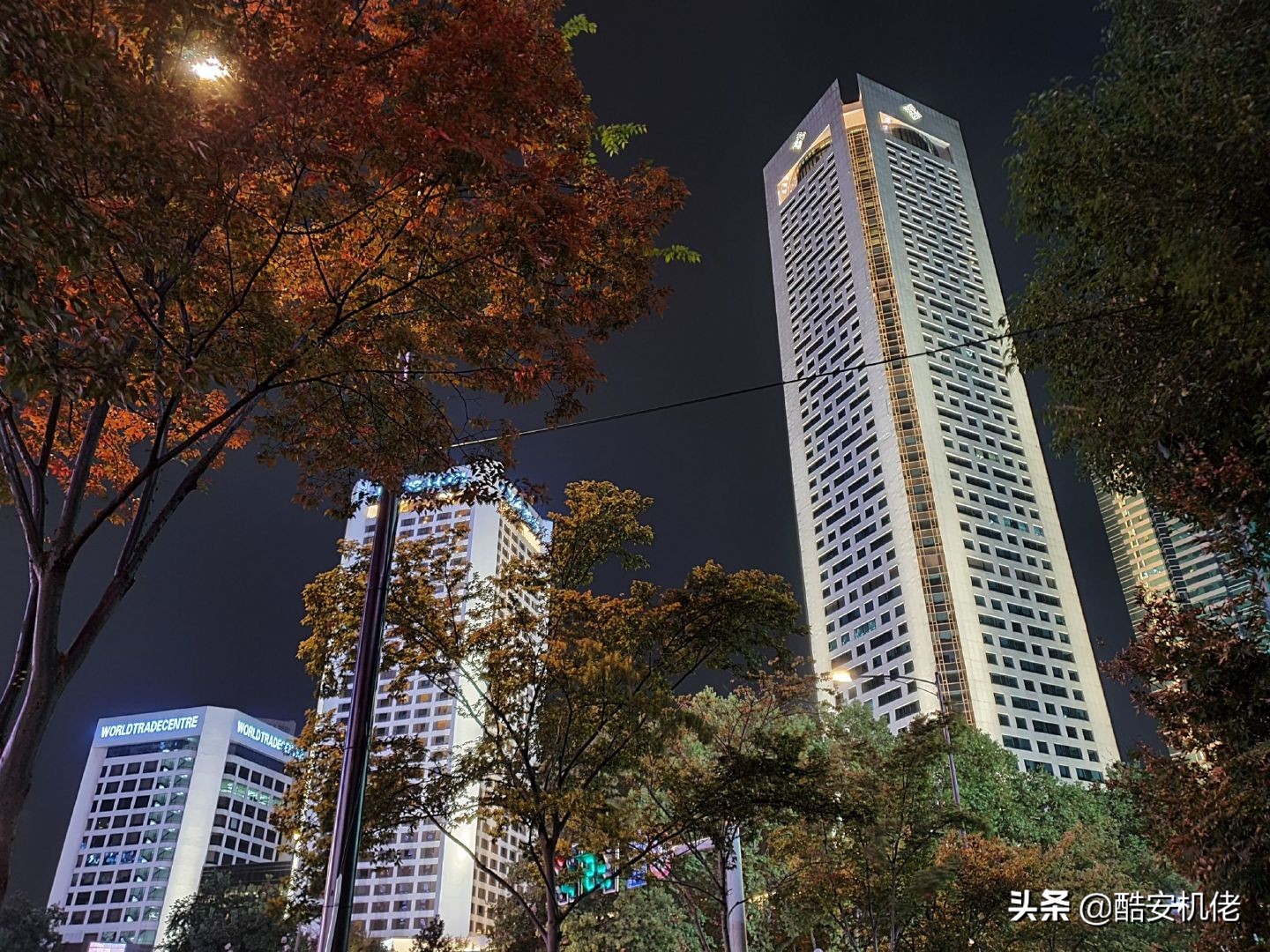 opporenoace4800万有啥优势,opporenoace真的值得入手吗