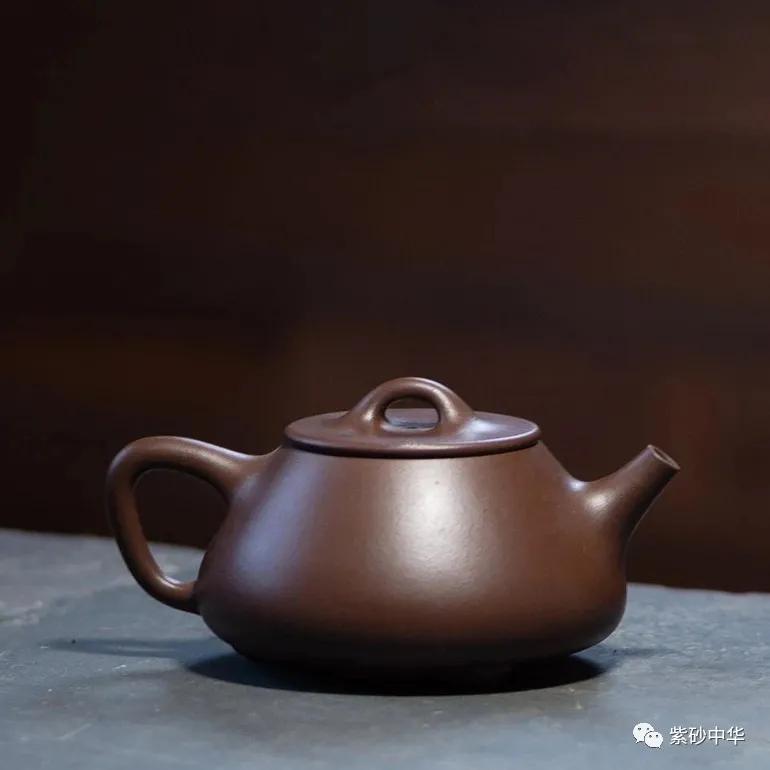 顾景舟49年开国大典紫砂壶的价值,紫砂壶十大经典圆器