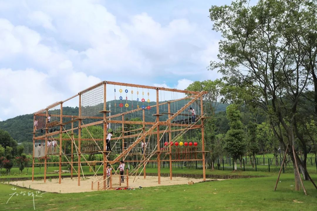 房车露营旅行推荐,自驾出游露营野炊房车营地