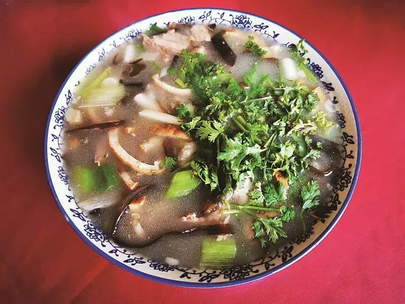 伊川县千年古镇，当过县城出过娘娘，可以摘核桃品美食