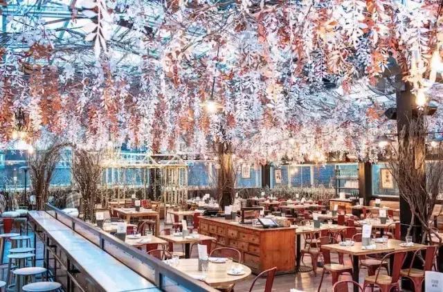 富二*开代**超市，情人节为单身狗开Party，年赚25亿