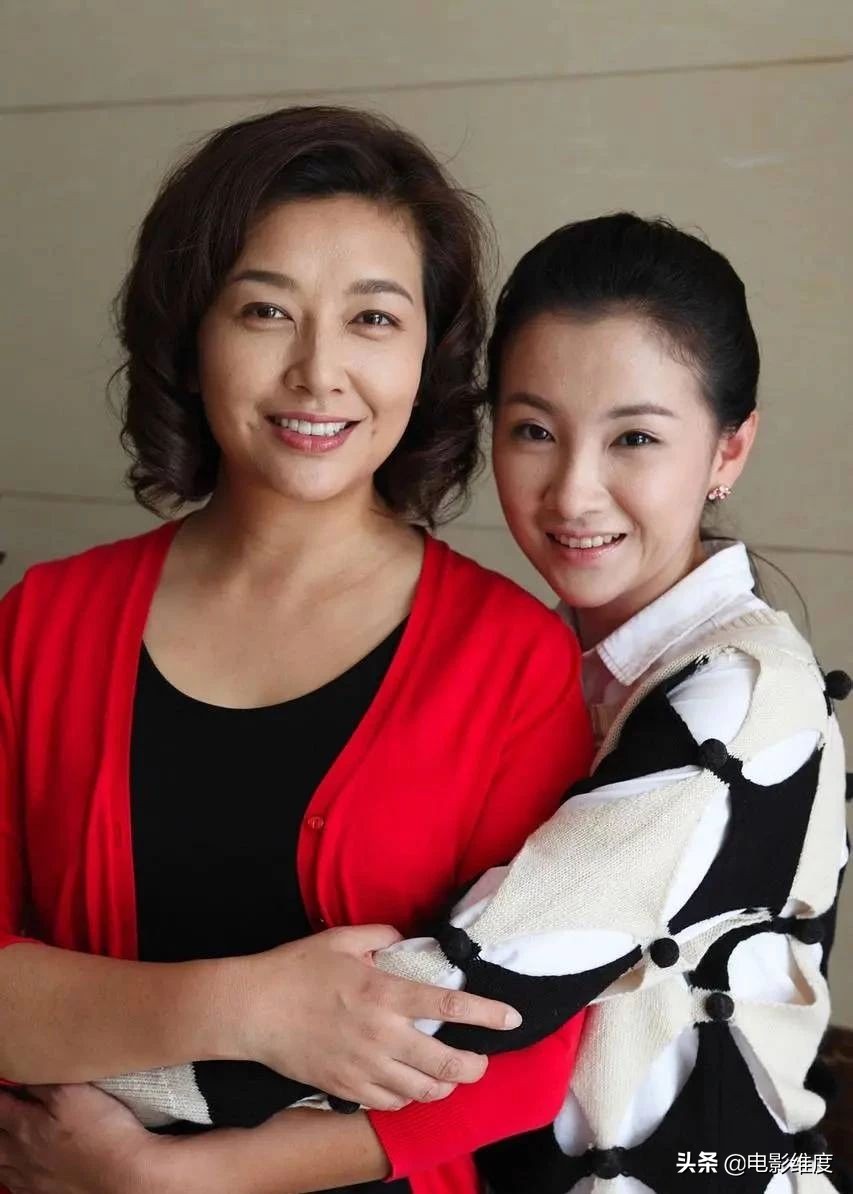 江珊和靳东高曙光是什么关系,53岁江珊与高曙光