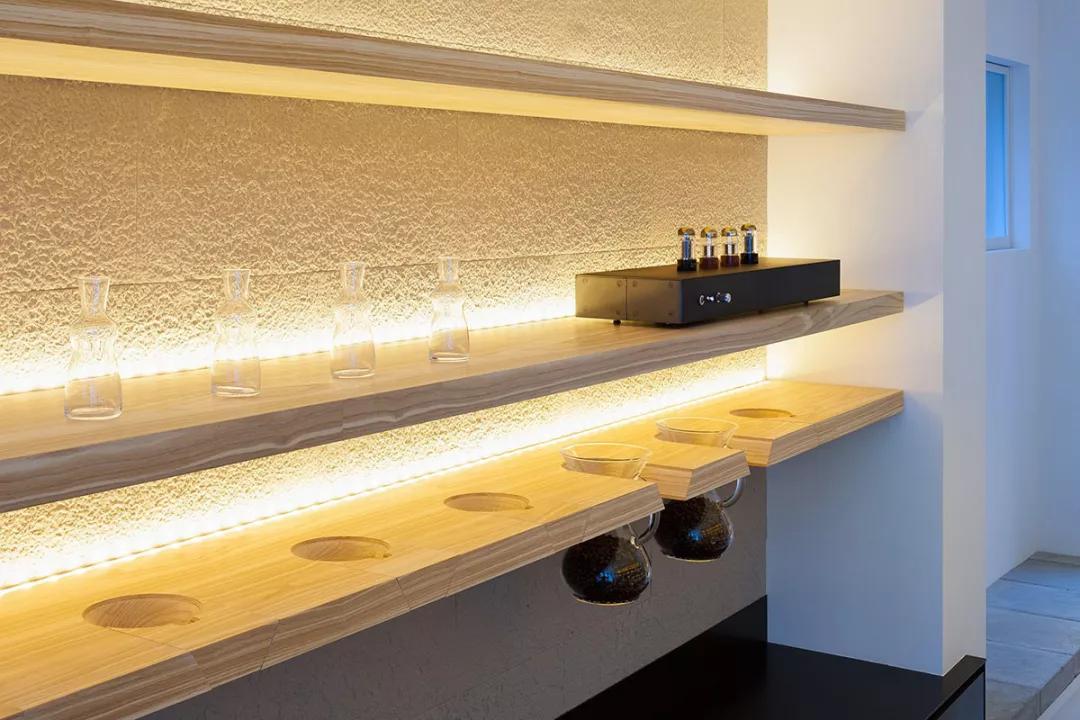 上海神秘咖啡品牌%Arabica,日本设计师青山周平、佐藤大亲自操刀