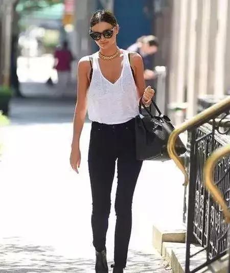 90斤的脸160斤的身材采访,90斤的脸120斤的身材看过来