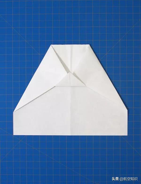 我要折纸飞机怎么折飞得又远又高,6-9岁儿童折纸飞机最简单