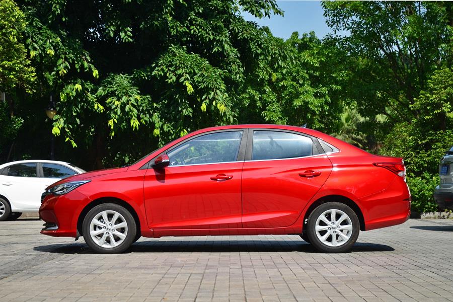 4万至5万新车长安悦翔,新款长安悦翔值得入手吗