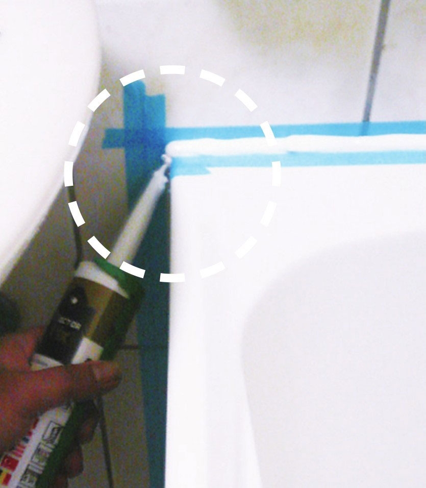 浴缸边的硅胶老发霉怎么办？深色硅胶·重新刮除·填缝剂三个妙招