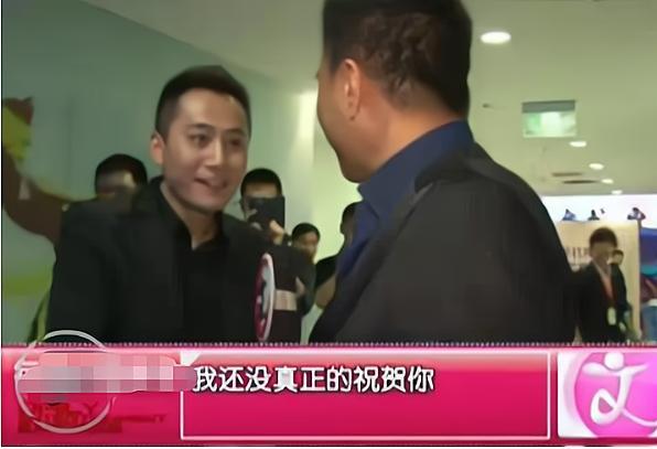 别揣测了，人家就是兄弟！20年了，你们这些观众也该出戏了