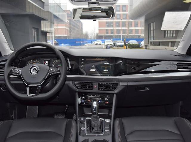 14w公里的大众宝来值不值得买,大众宝来6万多可以提车么