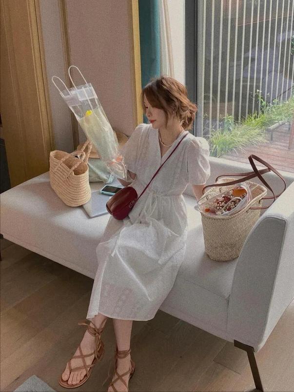 夏天鞋子一定要选对,夏天鞋子选什么颜色比较不热