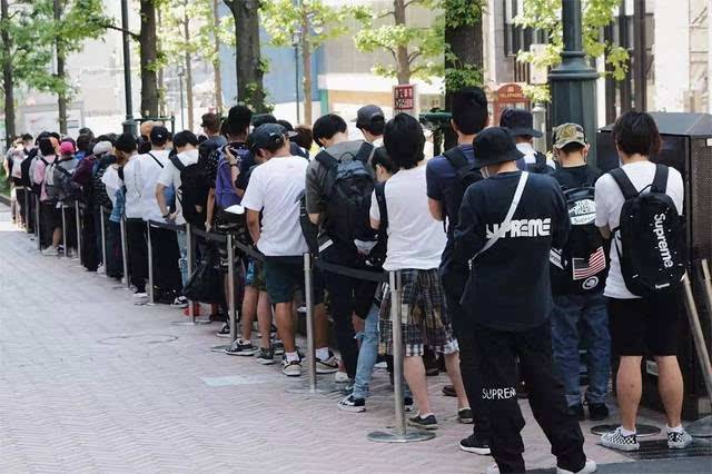 国外潮鞋品牌,外国潮鞋品牌