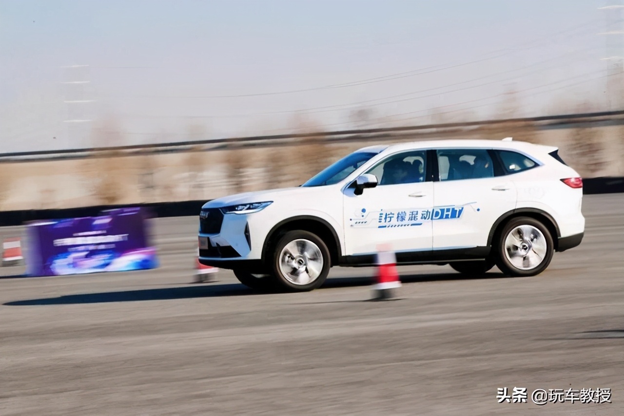 4.9l100km油耗算高吗,全新哈弗h6油耗到底怎么样