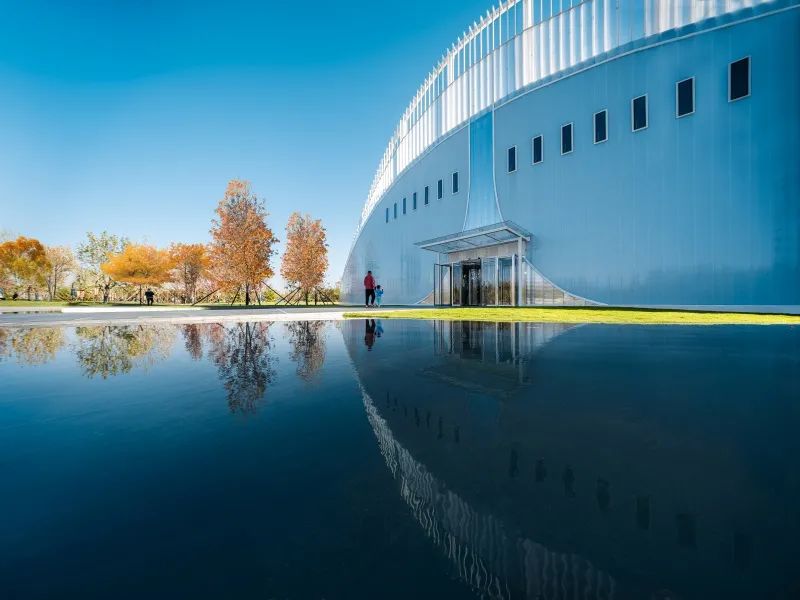 绗涗笢鑷诲搧浜戞箹鍗侀噷,绗涗笢鑷诲搧