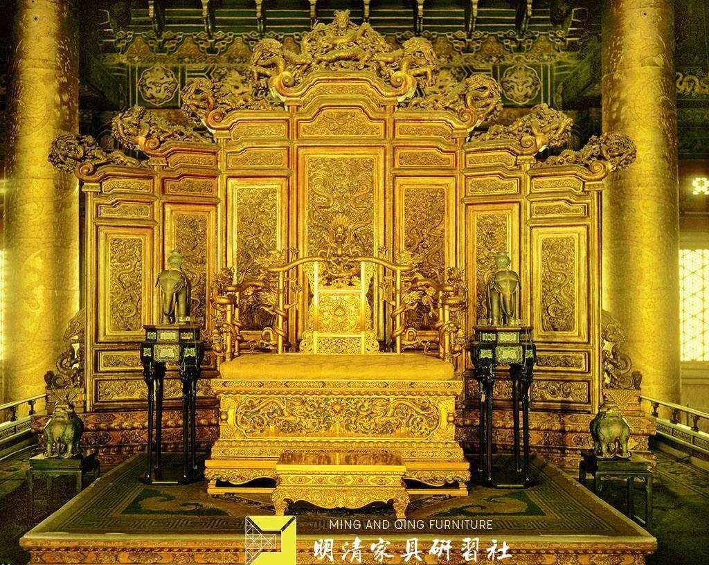 大清朝的满族特点,满族宫廷里的经典花纹图案