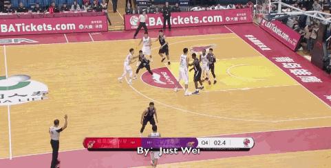 亚当斯绝杀辽宁郭艾伦失误,亚当斯绝杀辽宁本钢赛后