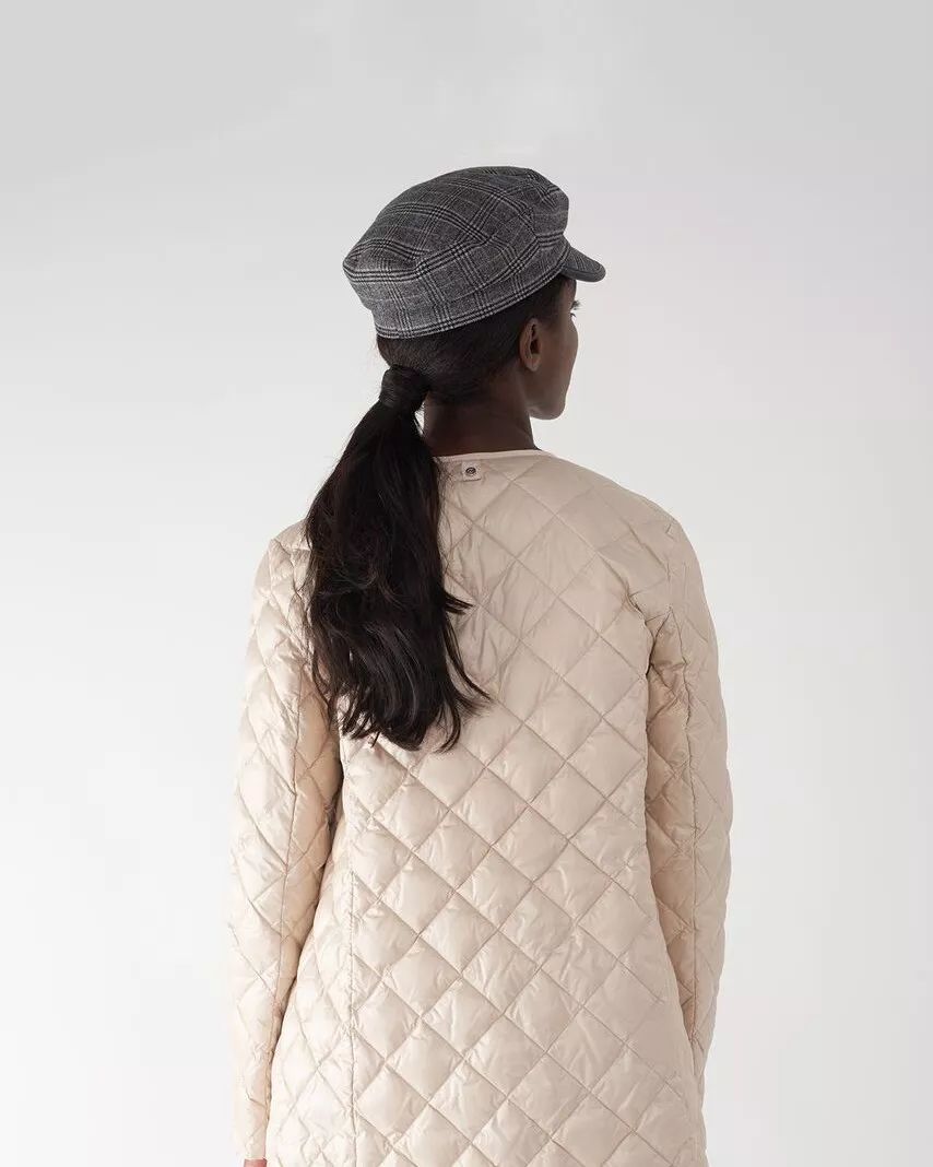 双十一大牌羽绒服打折,双十一购物狂欢节冲锋衣冬