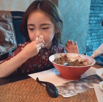 爆款内衣模特,什么样的内衣模特好看