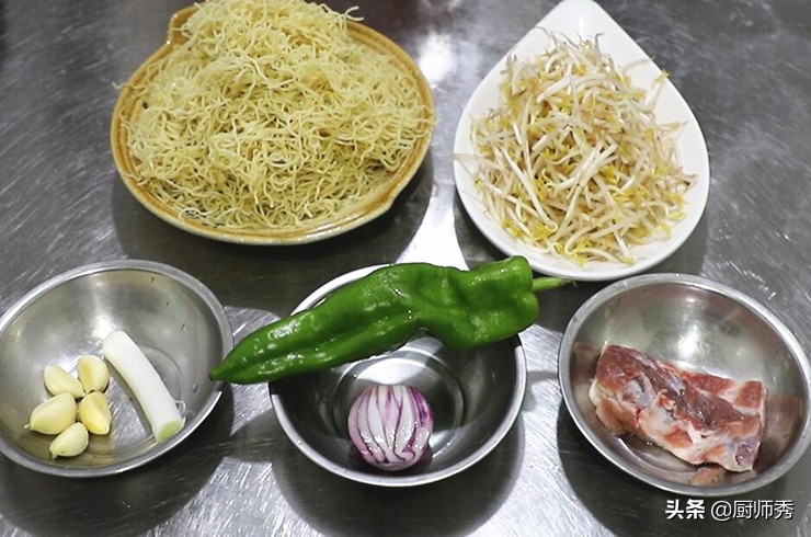 爱吃面条的教你炸酱,爱吃面食的千万别错过