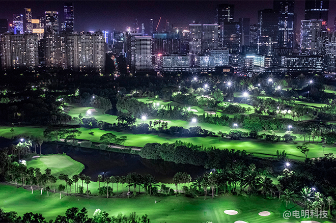 精工品质世界领先电明科技打造全球第一座LED灯光球场