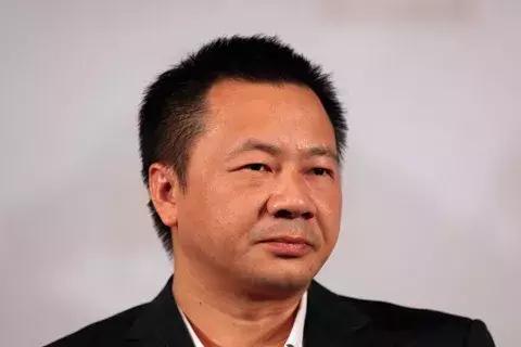 最大照明企业“斗”不停!如今创始人入狱!贱卖给外资