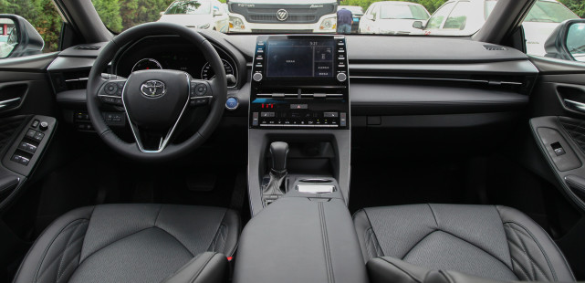 26万丰田亚洲龙,26万车丰田