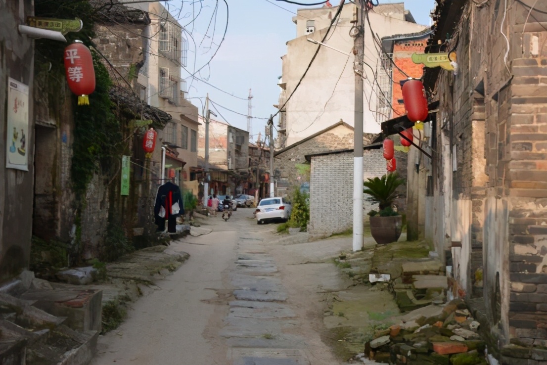 东津千年古镇,东津古街历史简介