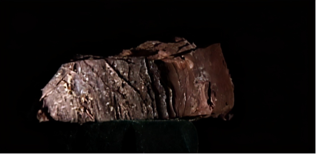 考古挖古墓挖出来自己的先人,考古学家挖古墓发现是自己家祖坟