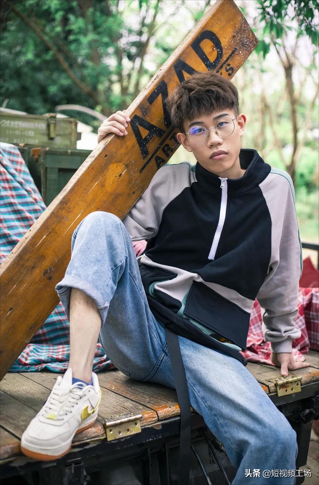 专访|靠演沙雕总裁，95后达人狂揽500万粉丝，旧梗新造怎么用？