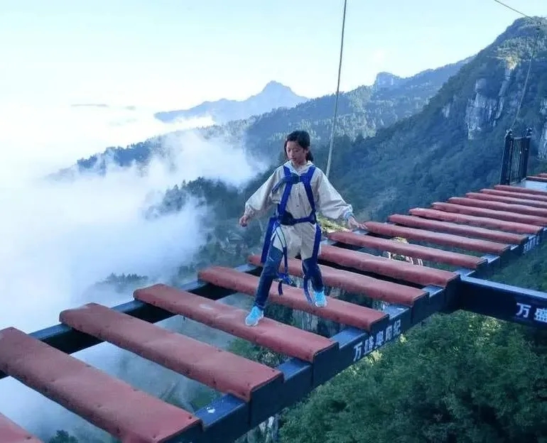 大连棠梨乐游谷民俗招商,大连西郊国家森林公园棠梨乐游谷