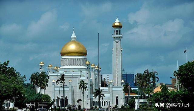 亚洲土豪文莱经济到底多发达,一块钱就能看所有的病?