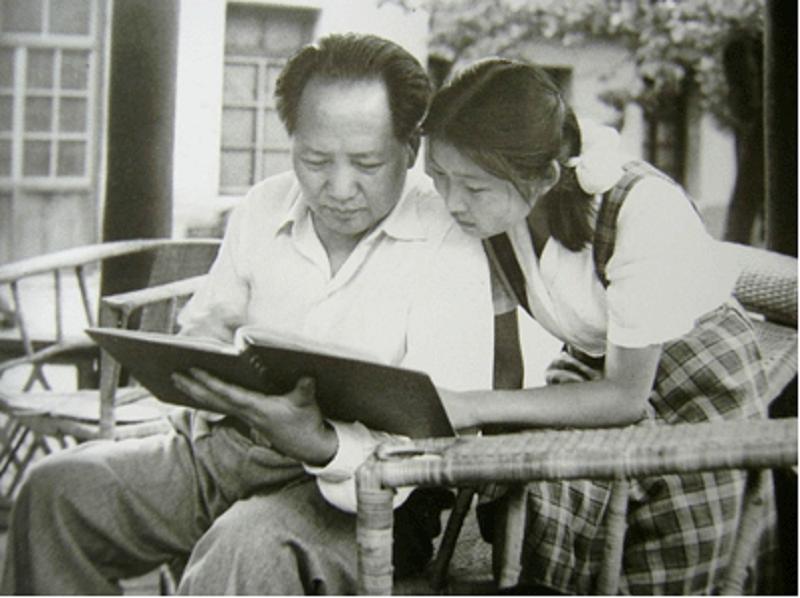 李讷和姐姐发生小摩擦,不论谁是谁非,毛主席处理方式只用这一招