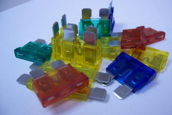 女友车坏竟叫男闺蜜来修，2万块预算如何成为真正德粉？