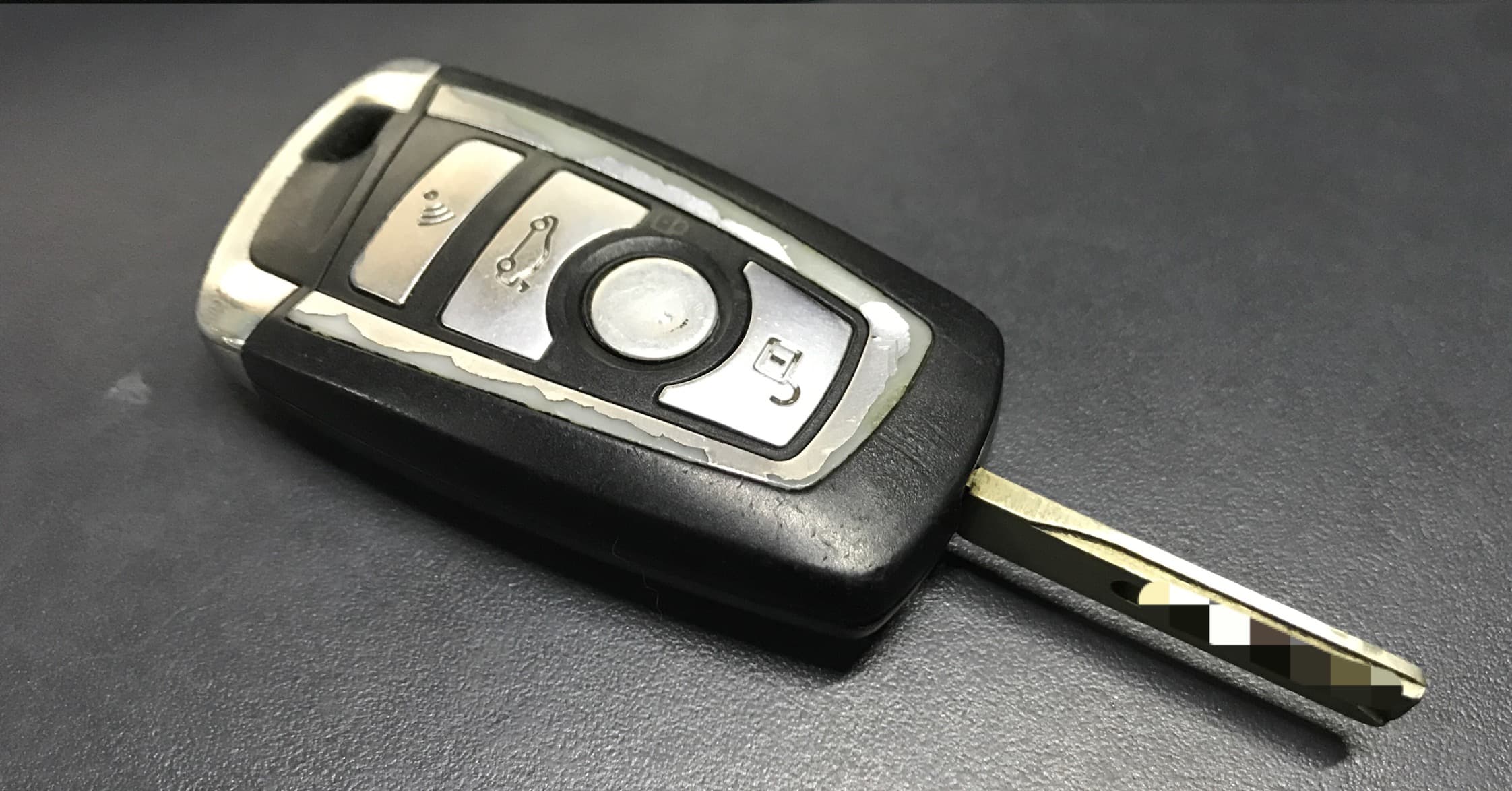 宝马e46325ci测评,宝马e46325i是国几