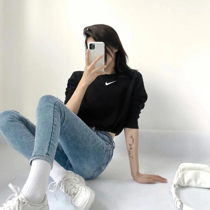 nike联名款卫衣套装,nike这件卫衣也太好看了吧