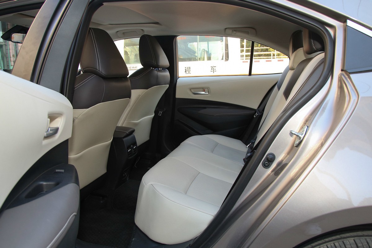 卡罗拉2014款1.6cvtgl油耗多少,丰田卡罗拉测评视频油电混合