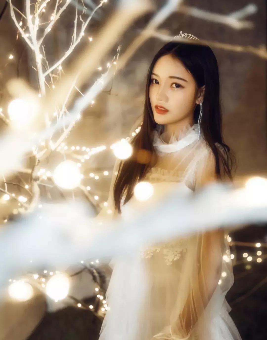 QUNEEN梦游仙境女王派对，天著之上有美的竞相发生