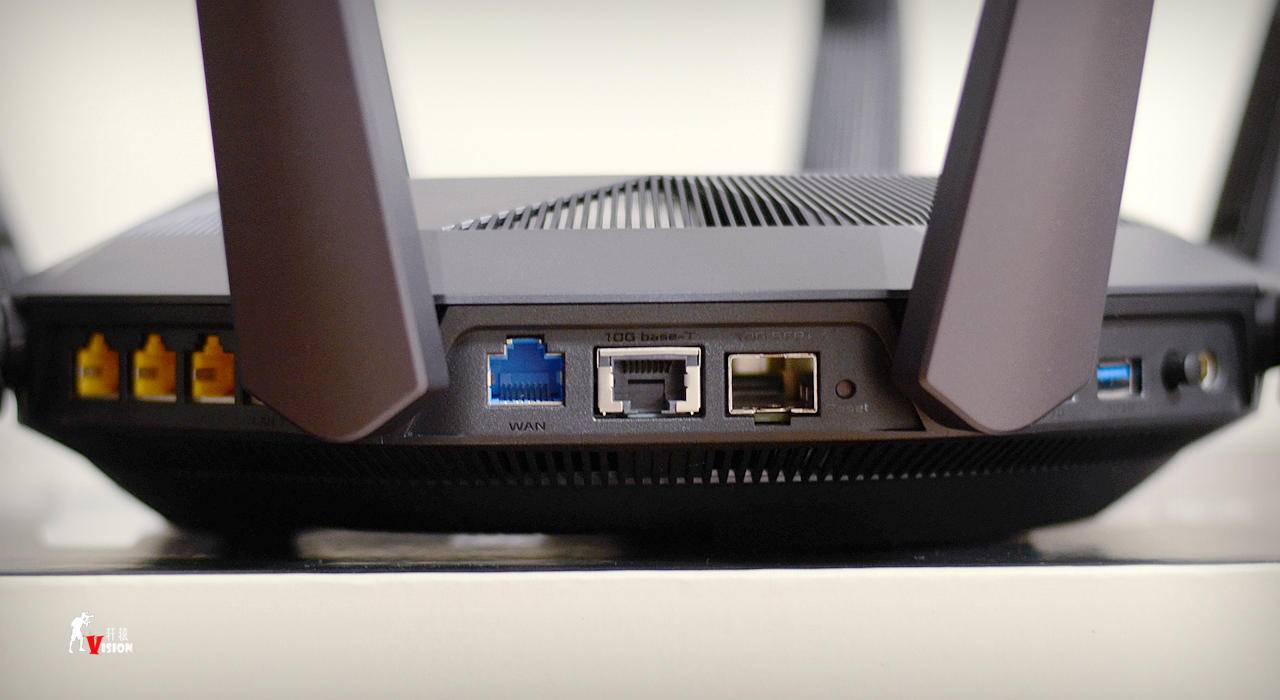 搭载160MHz频宽，八爪鱼进化帝王蟹：华硕RT-AX89X抢先评测