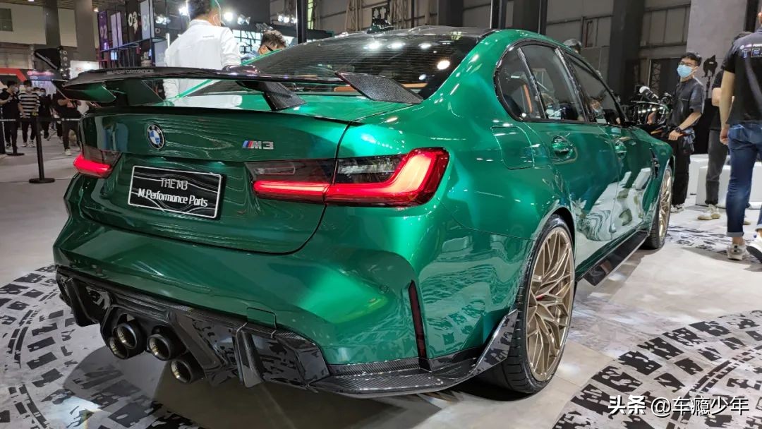 最新款宝马4驱m3,中置四出排气宝马