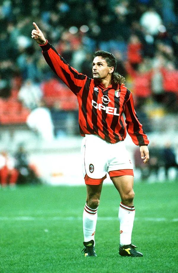 世界足坛十大足球巨星,世界足坛十大球星