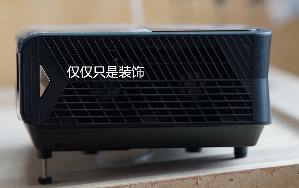 奥图码uhz886是哪年生产的,奥图码uhz886镜头是什么材质