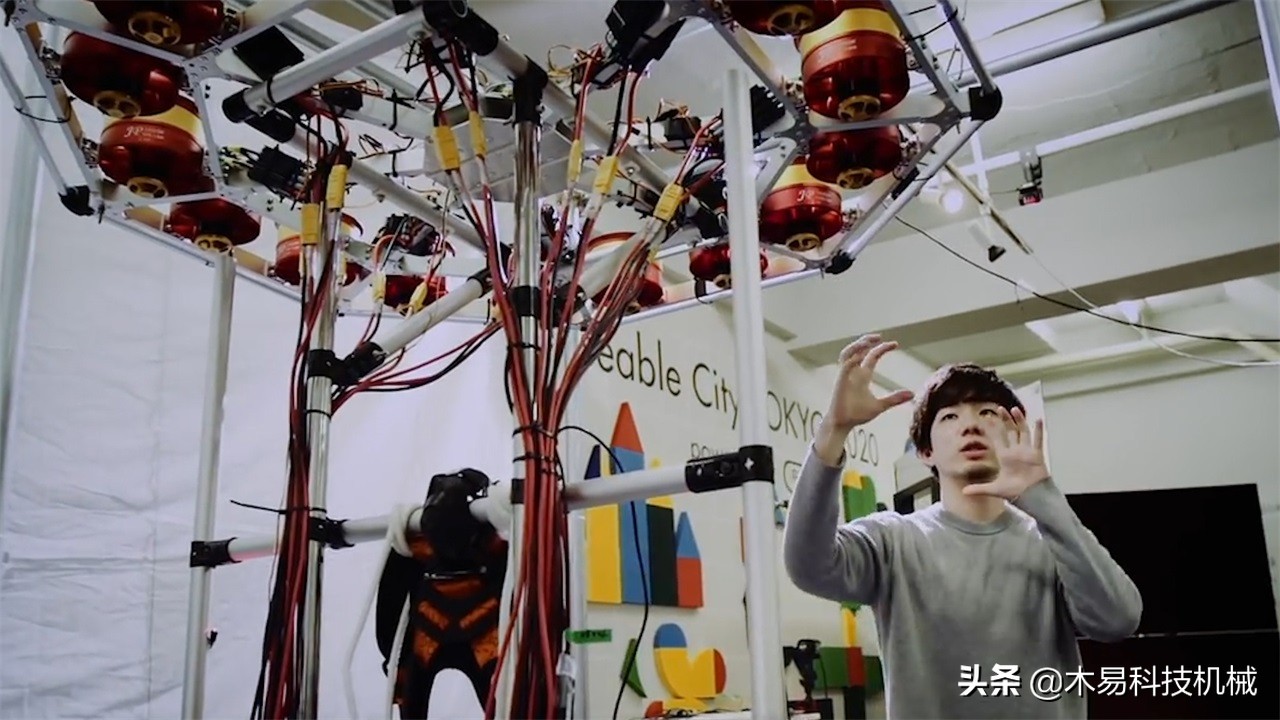 竹蜻蜓手推飞行器,日本学生的背包有什么功能