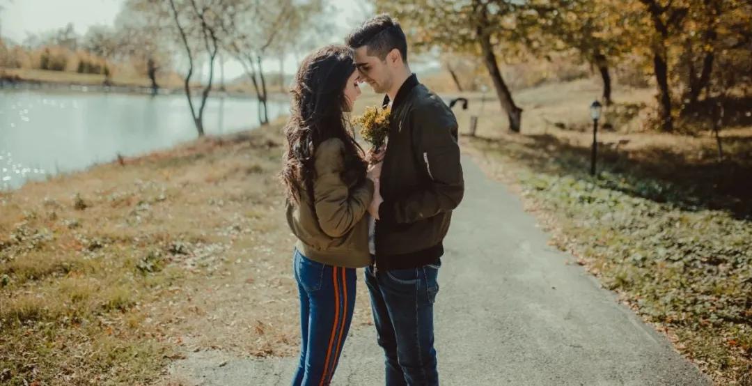 我花了500块钱打车去找男朋友，不为别的，就是想他了