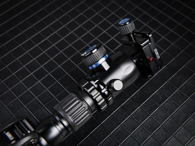 思锐1005和1205选哪个,思锐三脚架t1005