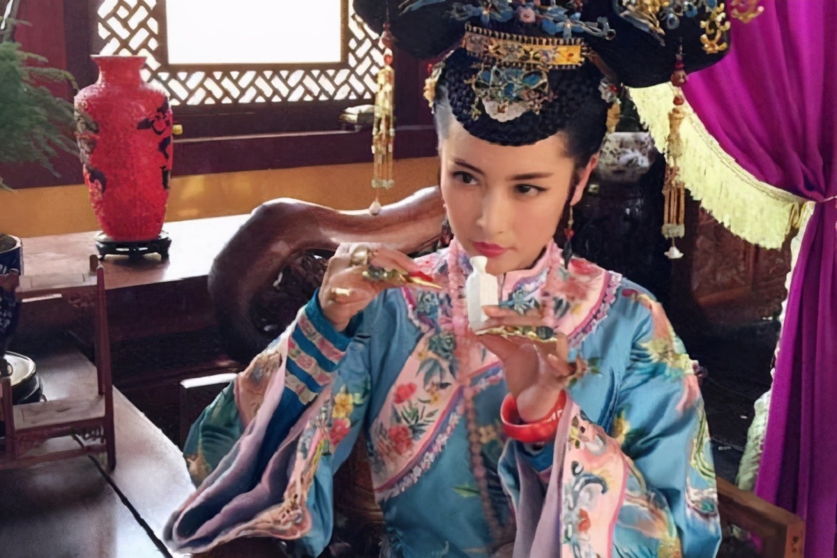 杨明娜新乱世佳人片段,杨明娜年轻时的容颜