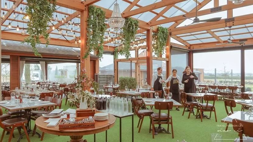 澳洲|春意堪培拉,看袋鼠、品酒、赏花、住进动物的家